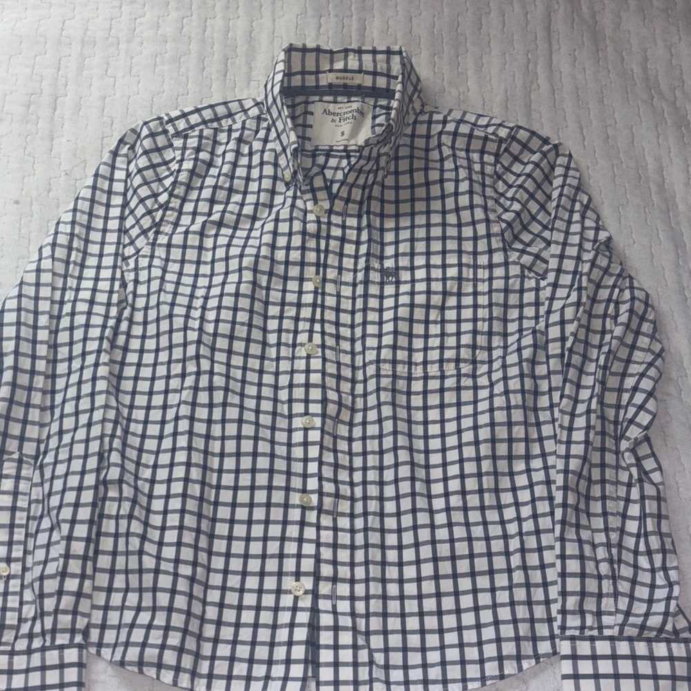 Abercrombie & Fitch Navy and White Plaid Button up Shirt